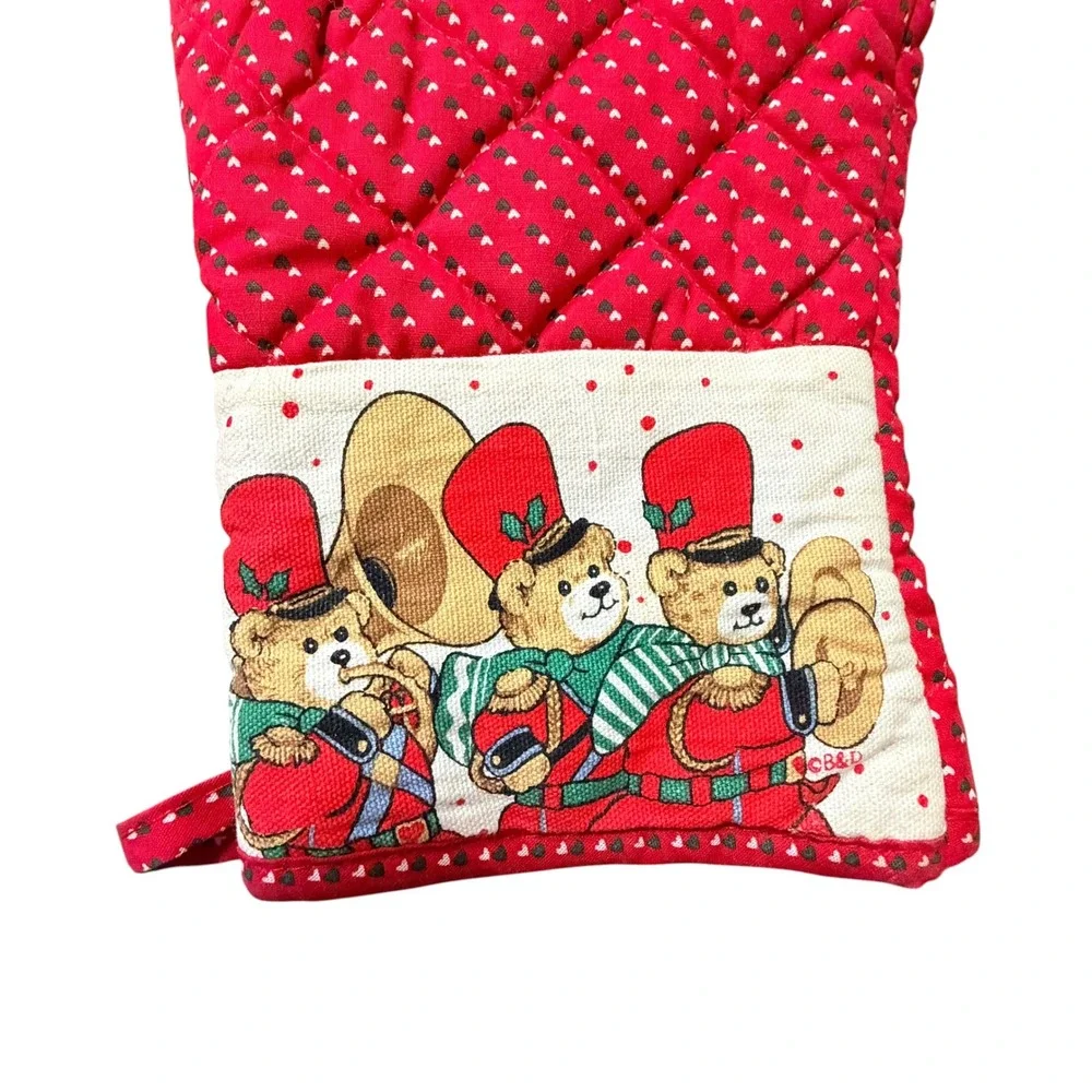 Vintage Christmas Teddy Bear Toy Soldier Red Quilted Oven Mitt Holiday Kitchen